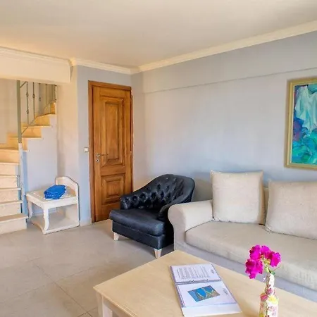 Efrosini Village Hotel