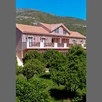 ホテル Efrosini Village 3*