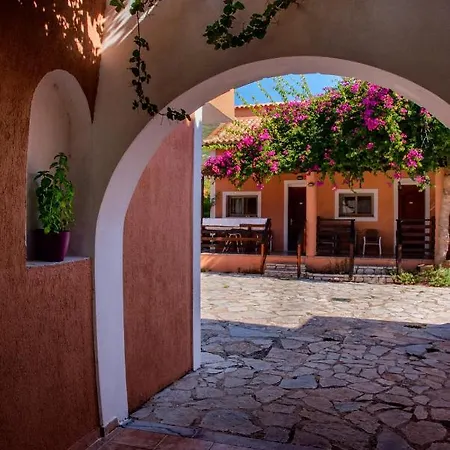 Отель Efrosini Village Кателиос