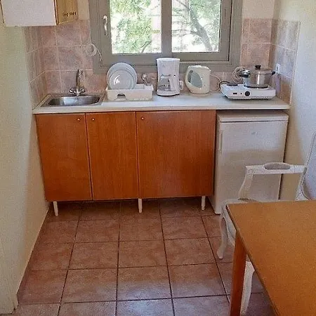 Efrosini Village Кателиос