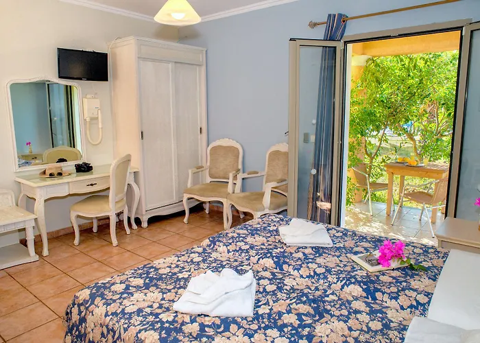 Отель Efrosini Village 3*