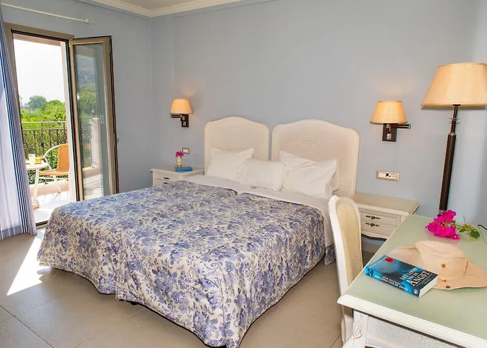 Отель Efrosini Village 3*