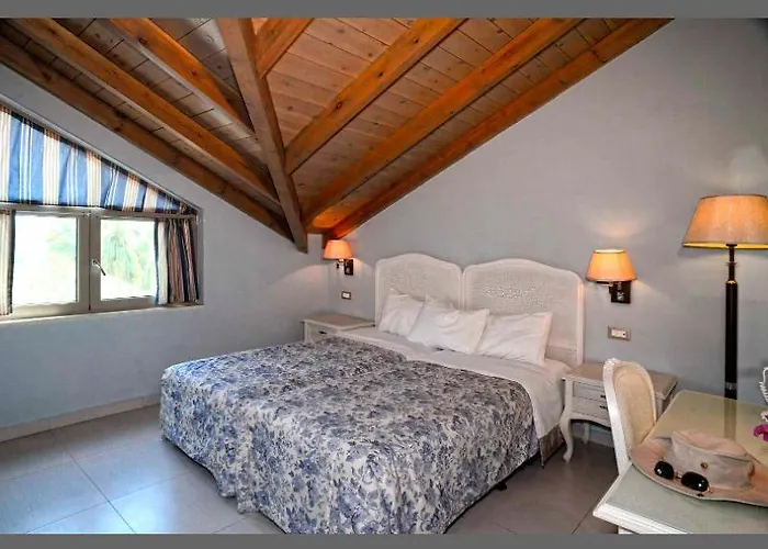 Отель Efrosini Village Кателиос